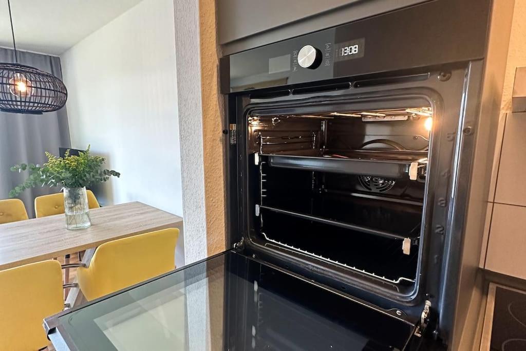 Beautiful 2-Room Apartment With Balkony In Willich Zewnętrze zdjęcie